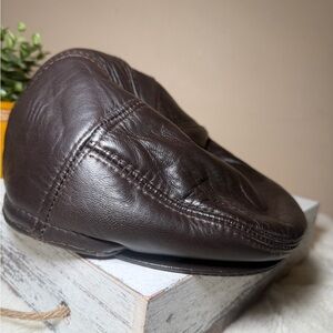 Men's Classic Brown Leather Cap #genuineleather #newsboyshat